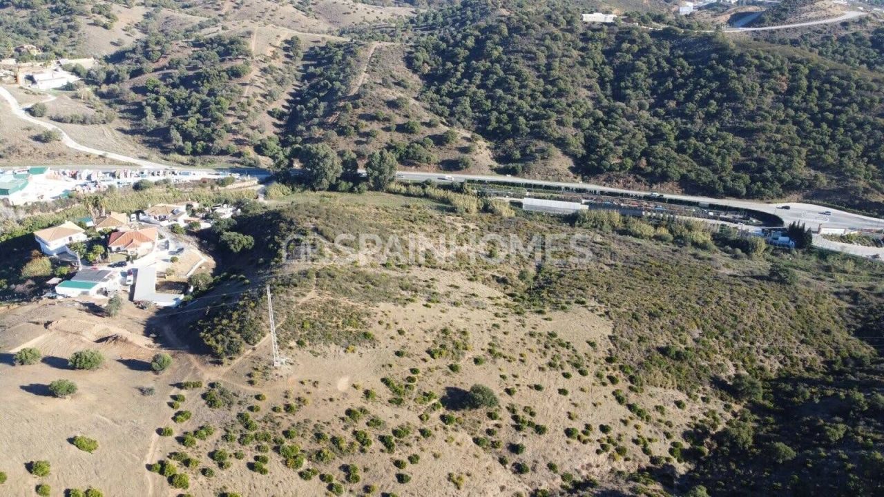 Land in Mijas, Spain, 178 820 m² - picture 17