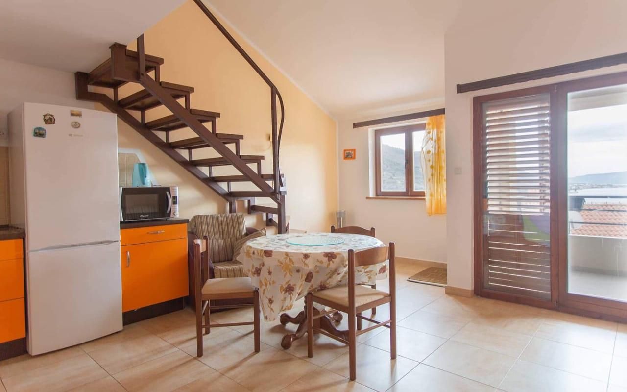 Piso en Kamenari, Montenegro, 72 m² - imagen 1