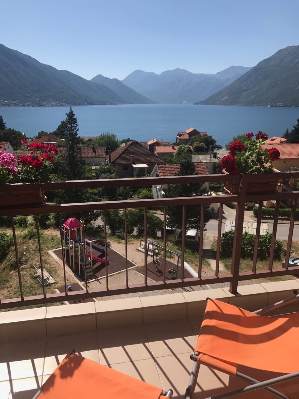 Appartamento a Dobrota, Montenegro, 67 m² - foto 2