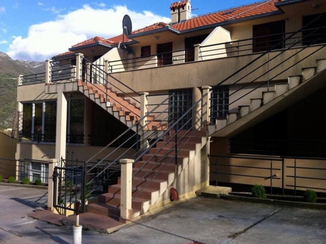 Appartamento a Kamenari, Montenegro, 72 m² - foto 9