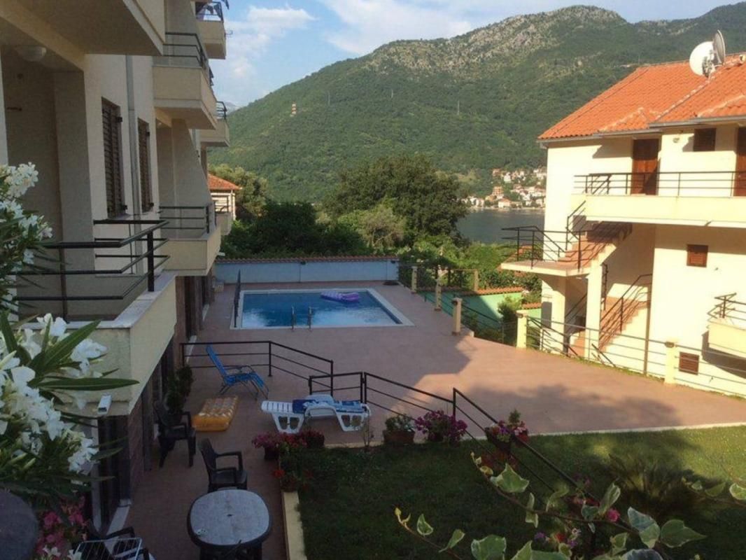 Appartamento a Kamenari, Montenegro, 72 m² - foto 14