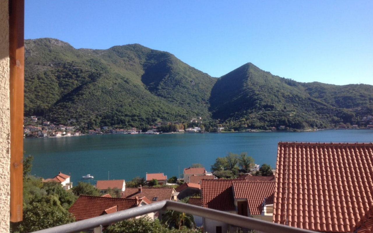 Appartamento a Kamenari, Montenegro, 72 m² - foto 18