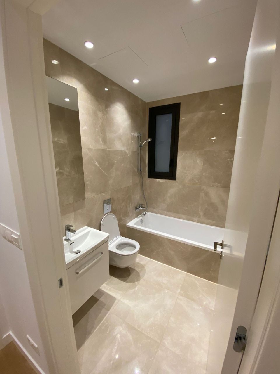 Apartment in Germasogeia, Cyprus - picture 11