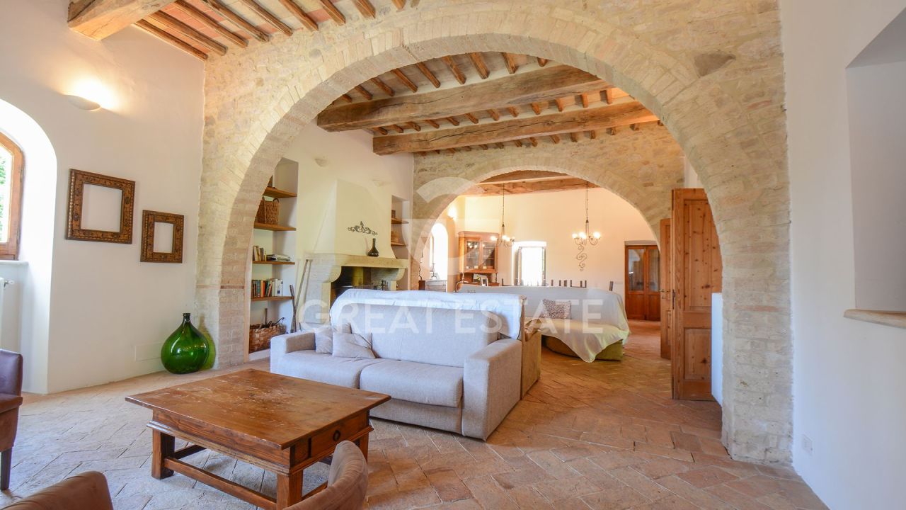 House in Baschi, Italy, 536.4 m² - picture 9