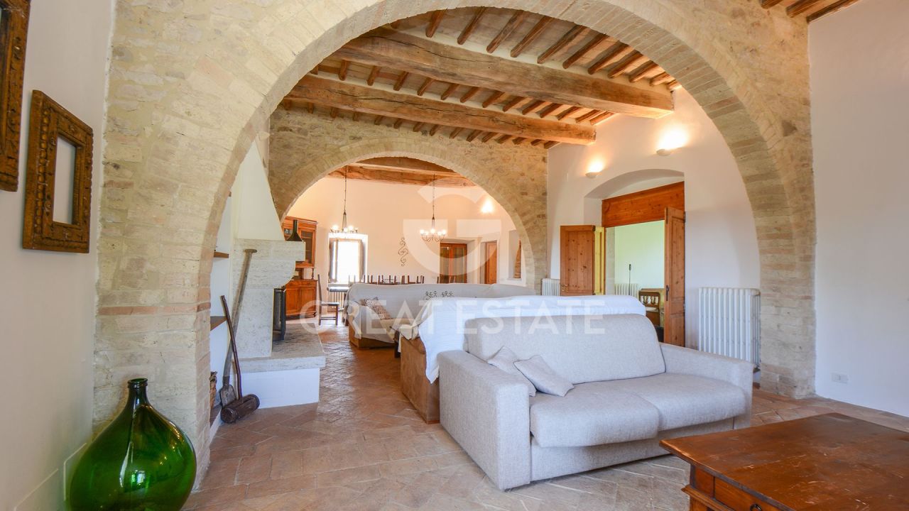 House in Baschi, Italy, 536.4 m² - picture 12