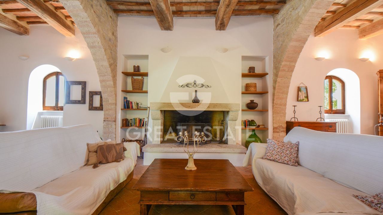 House in Baschi, Italy, 536.4 m² - picture 13