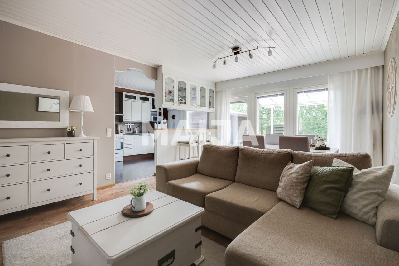 Appartement à Vantaa, Finlande, 72.5 m² - image 1