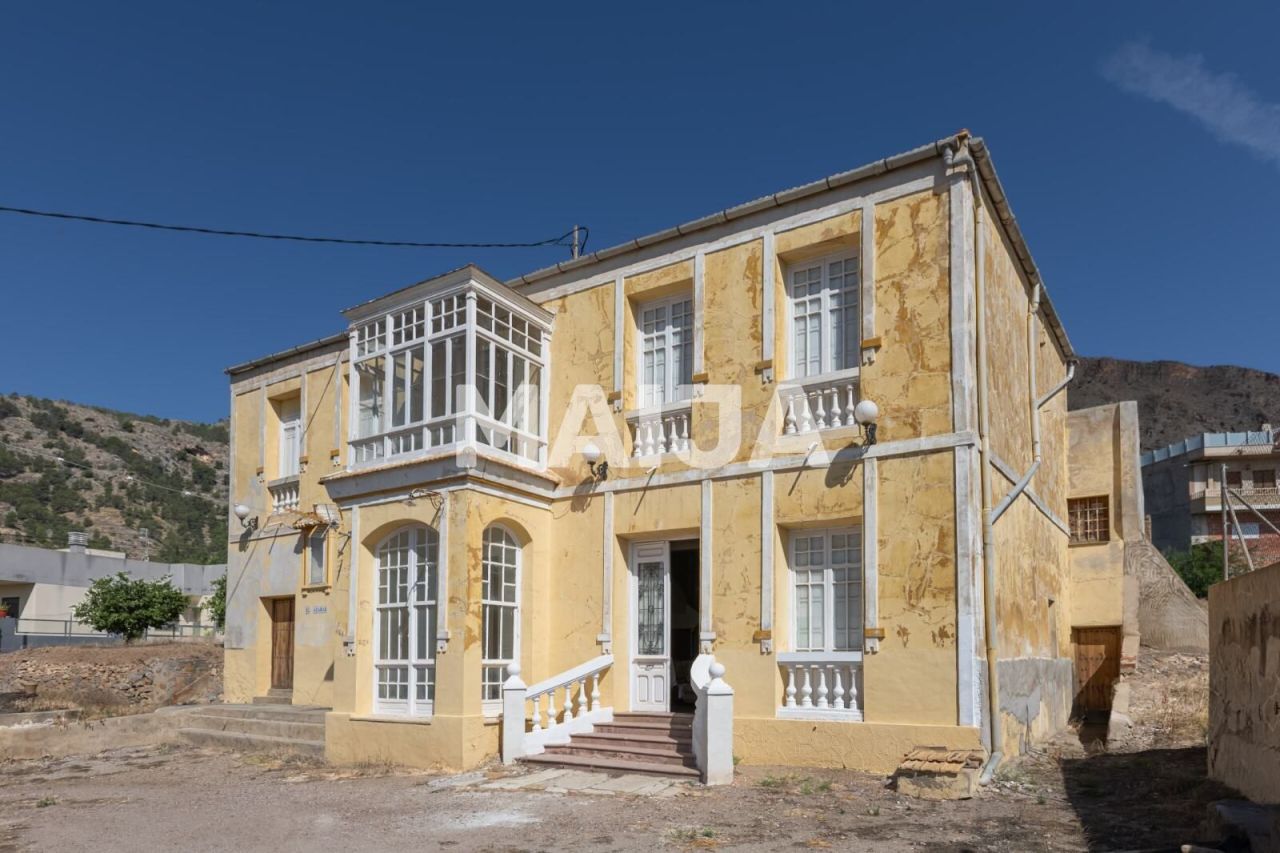 House in Orihuela, Spain, 431 m² - picture 3