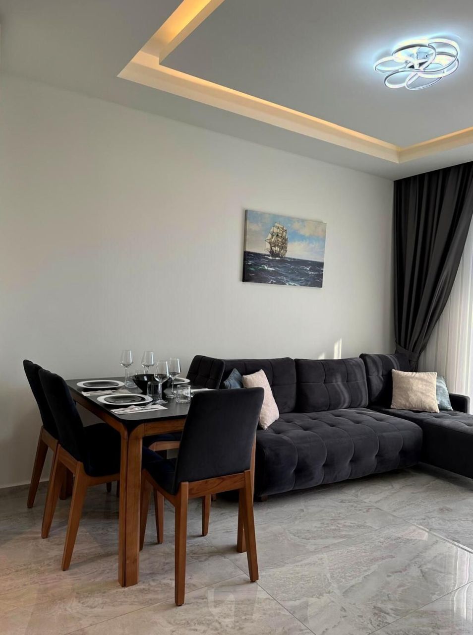Flat in Alanya, Turkey, 57 m² - picture 1