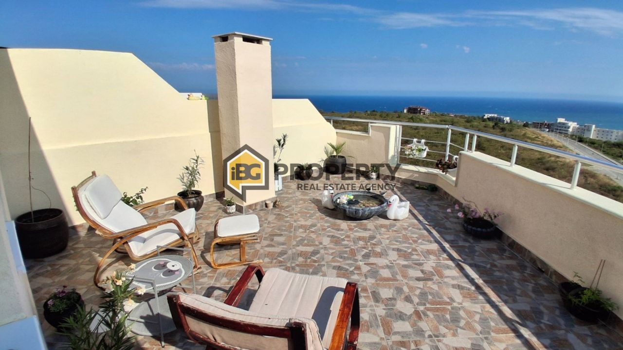 Flat in Byala, Bulgaria, 134 m² - picture 1
