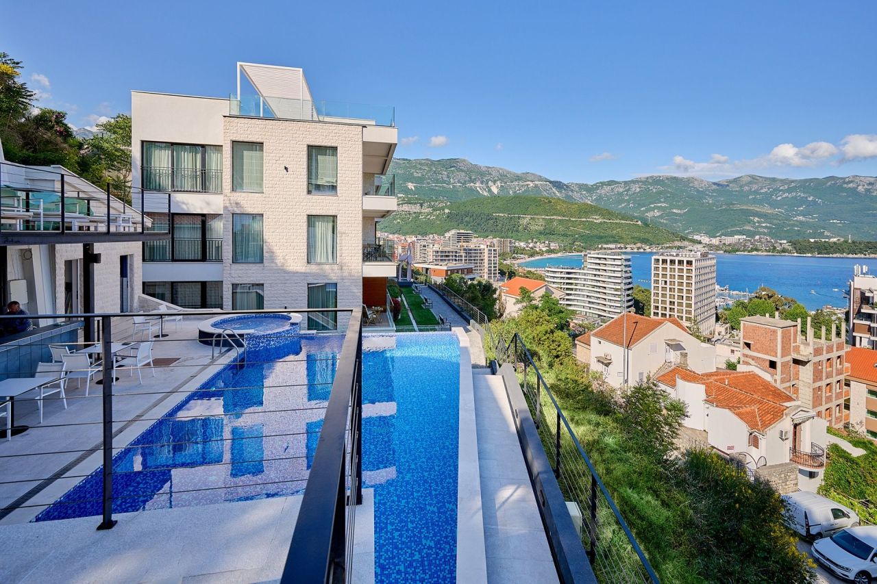 Ático en Budva, Montenegro, 264 m² - imagen 5