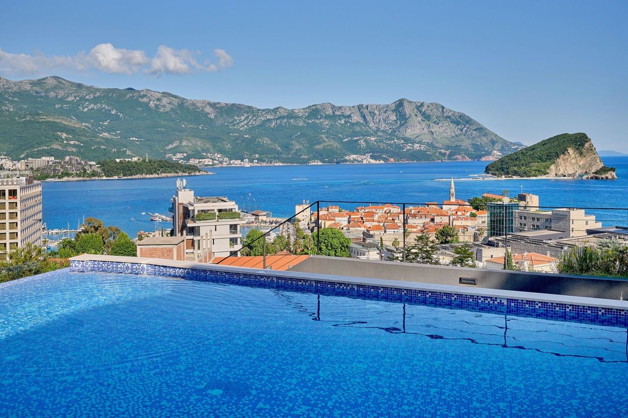 Ático en Budva, Montenegro, 264 m² - imagen 4