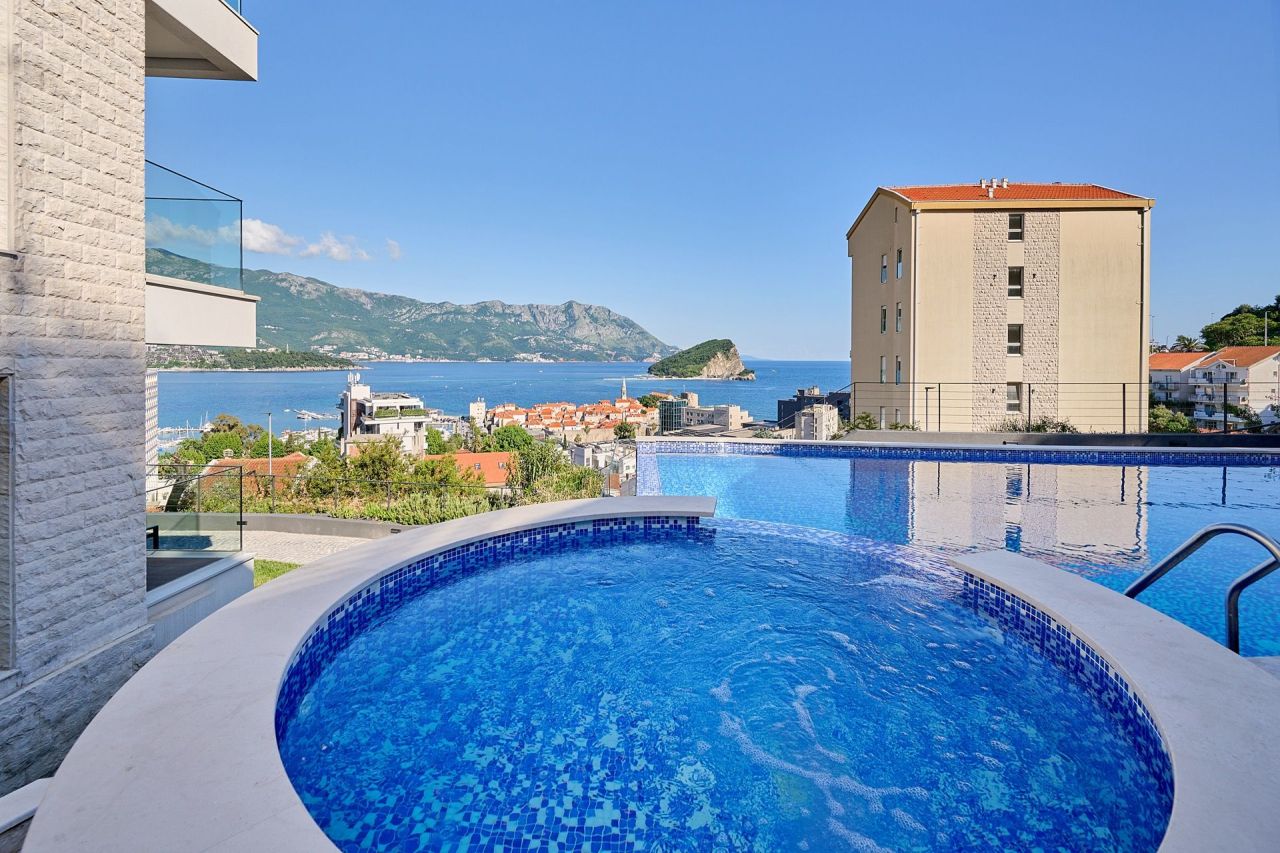 Penthouse in Budva, Montenegro, 264 m² - Foto 1