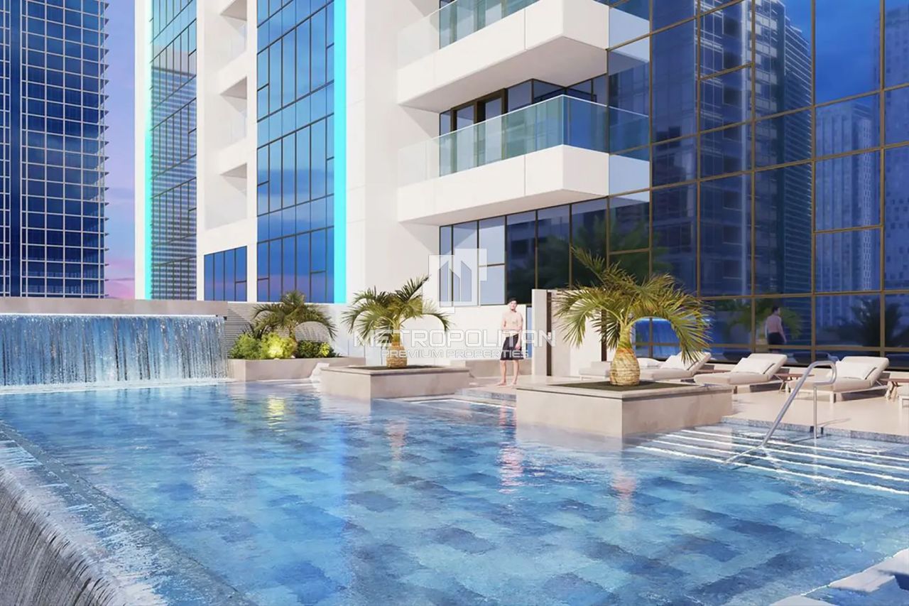Apartment in Dubai, UAE, 90 m² - picture 1