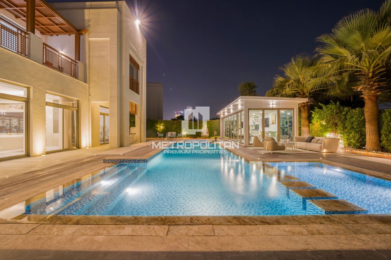 Villa in Dubai, UAE, 1 216 m² - picture 1