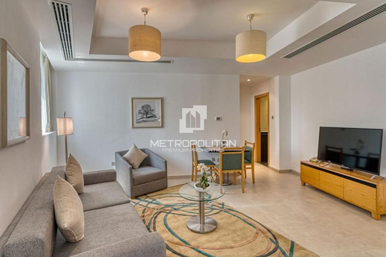 Hotel in Dubai, UAE, 66 m² - picture 4