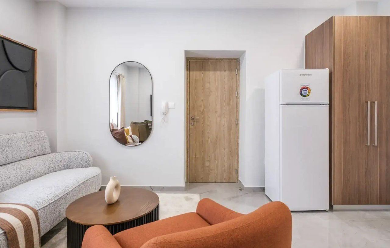 Apartment in Limassol, Cyprus - picture 2