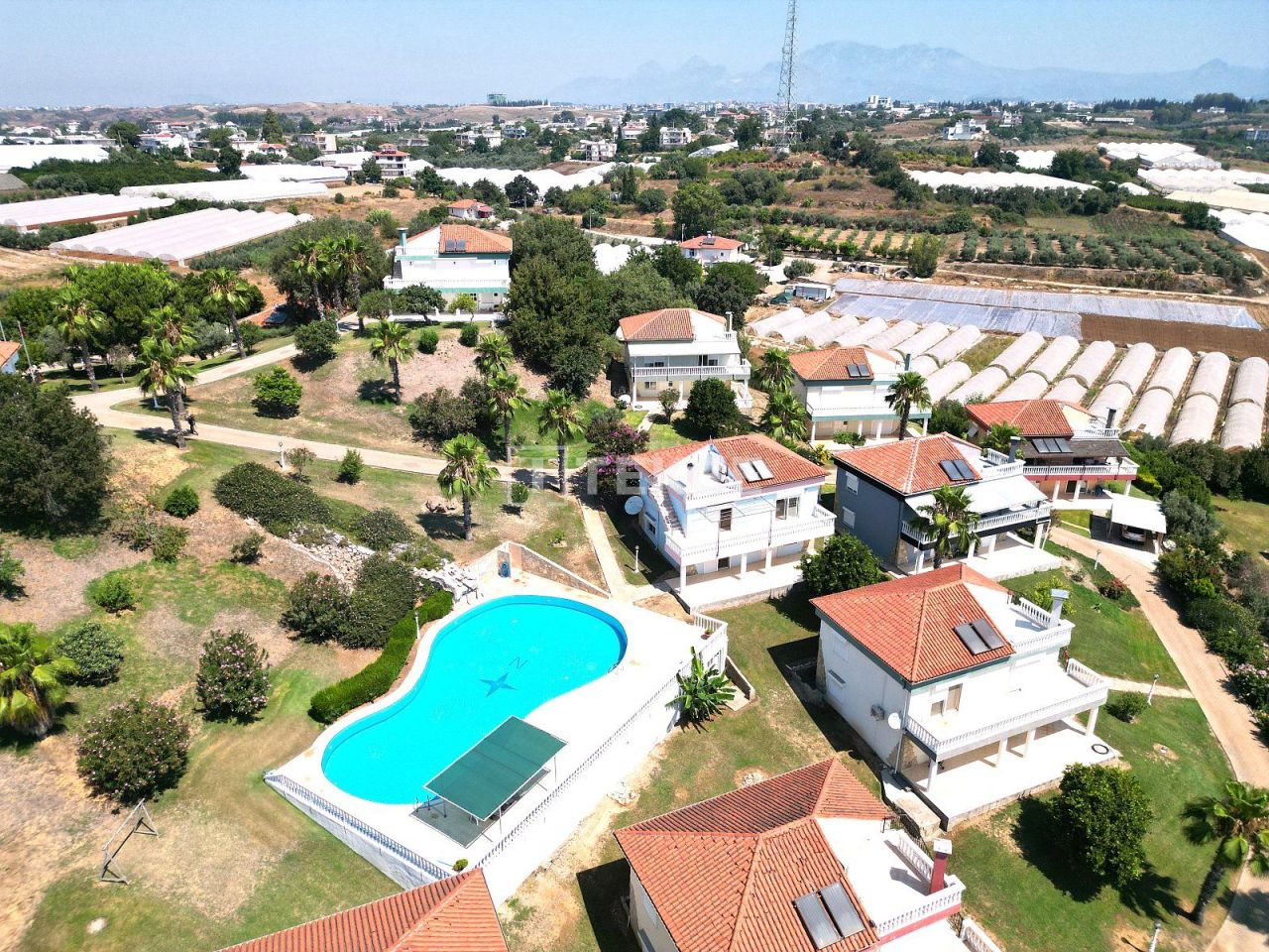 Villa in Serik, Türkei, 235 m² - Foto 1