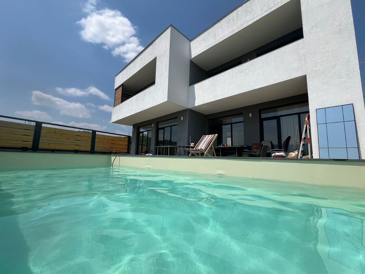 Maison à Tbilissi, Géorgie, 319 m² - image 1