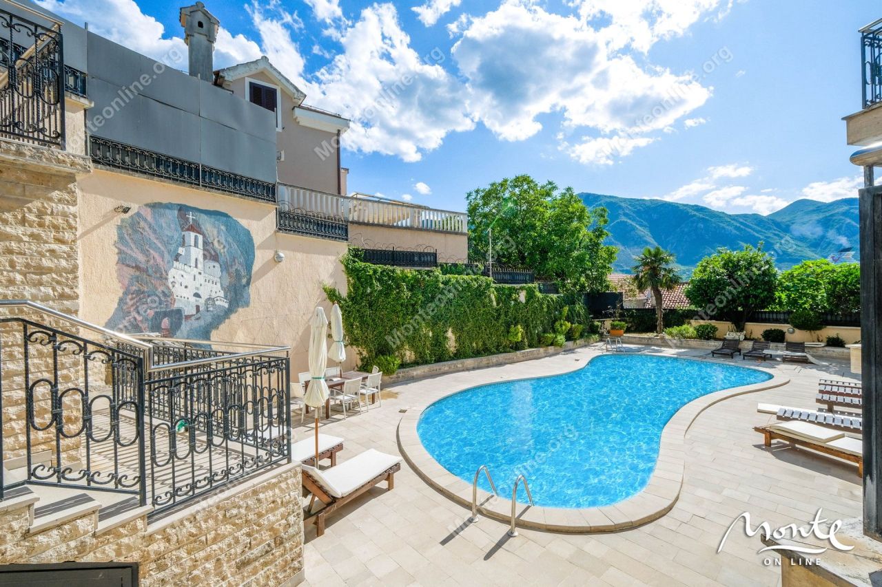 Wohnung in Kotor, Montenegro, 85 m² - Foto 1