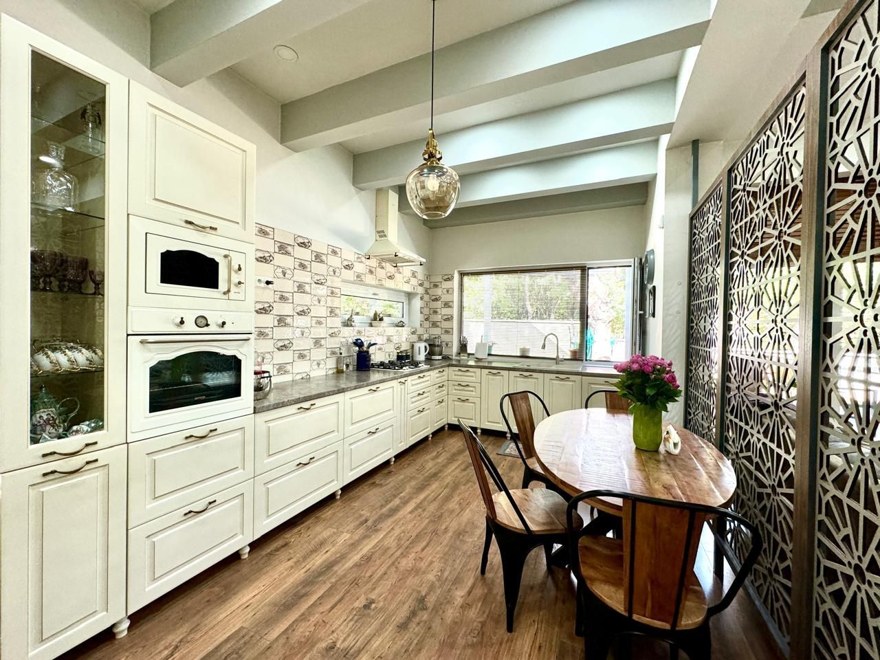 Maison à Tbilissi, Géorgie, 350 m² - image 4