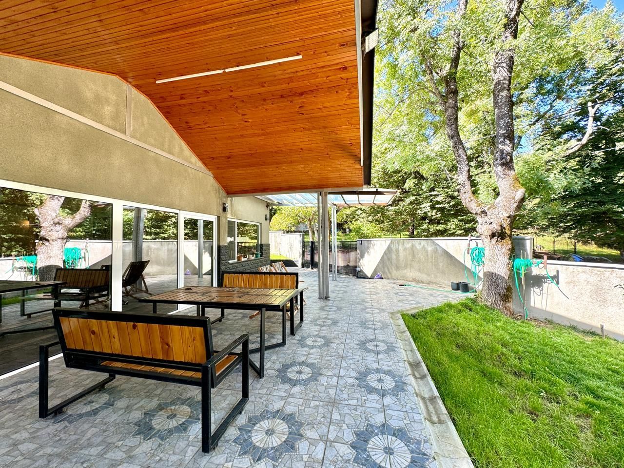 Maison à Tbilissi, Géorgie, 350 m² - image 11