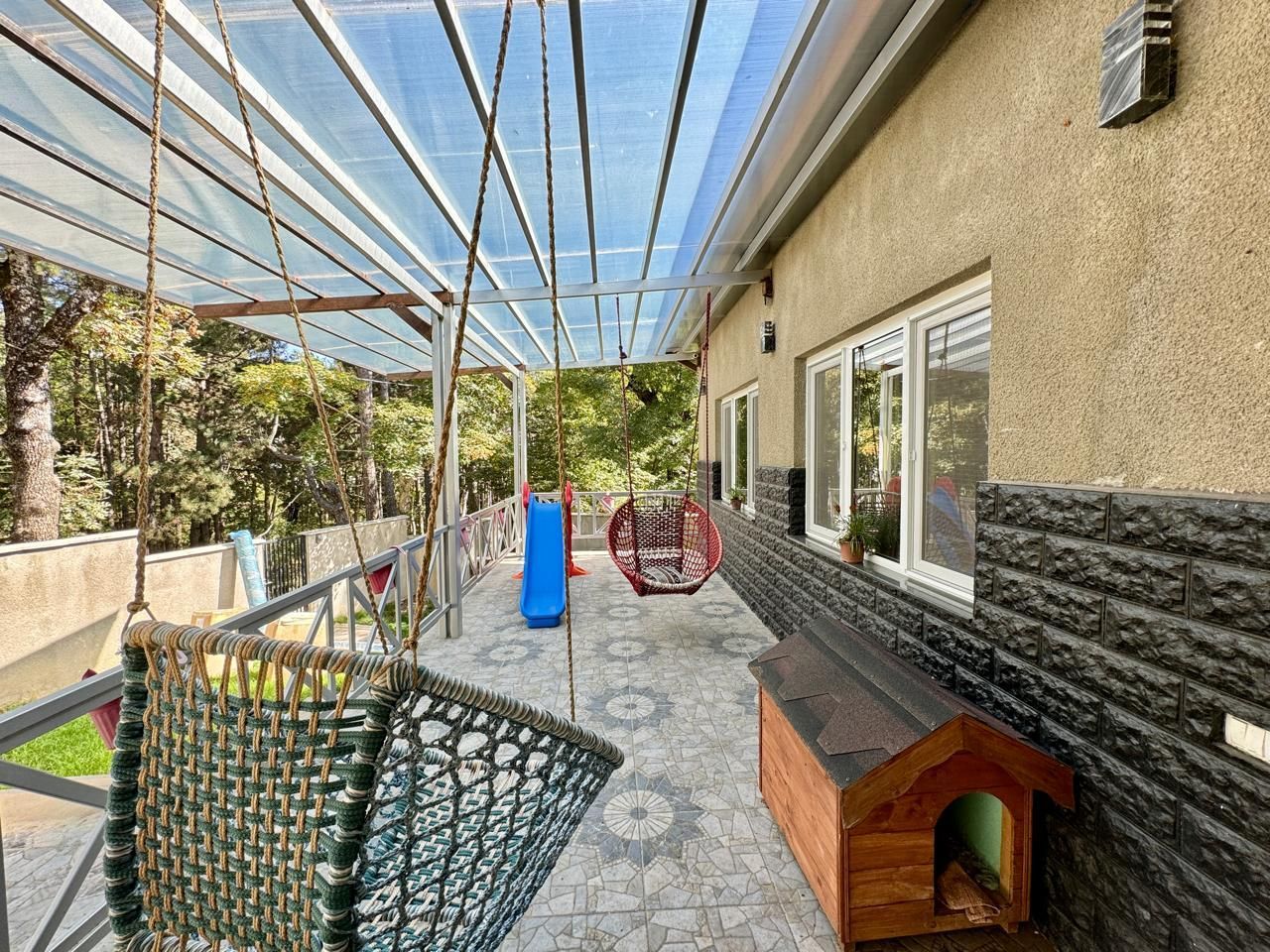 Maison à Tbilissi, Géorgie, 350 m² - image 10