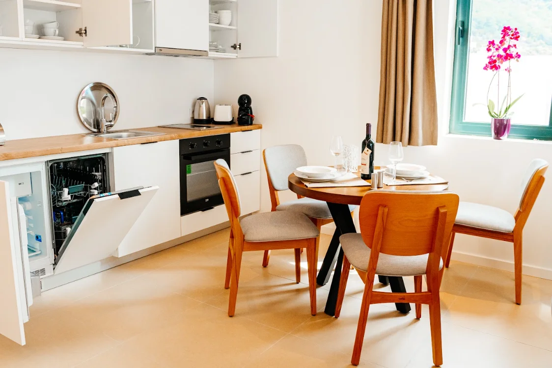 Wohnung in Rafailovici, Montenegro, 56 m² - Foto 3