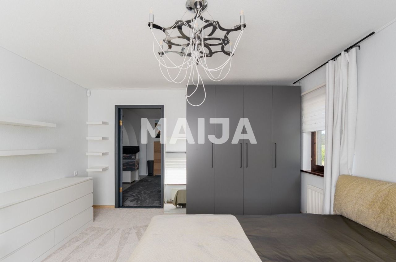 Maison Spuņciems, Lettonie, 150 m² - image 9