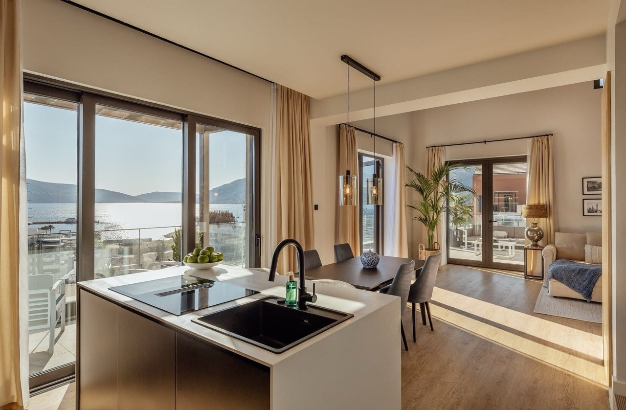 Wohnung in Tivat, Montenegro, 179 m² - Foto 9