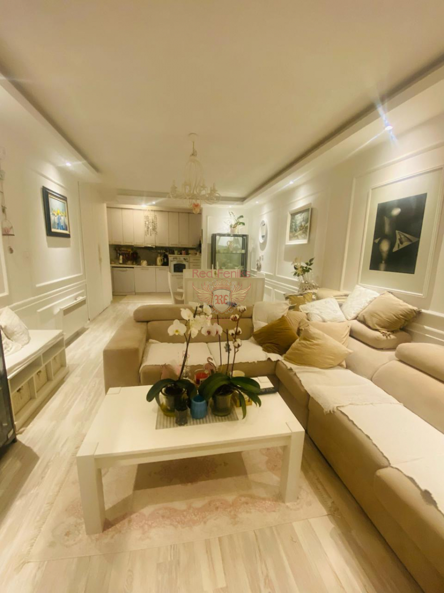 Appartement à Herceg-Novi, Monténégro, 93 m² - image 1
