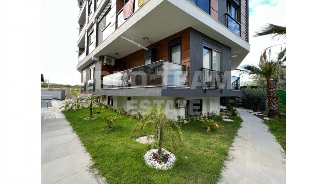 Flat in Antalya, Turkey, 55 m² - picture 1