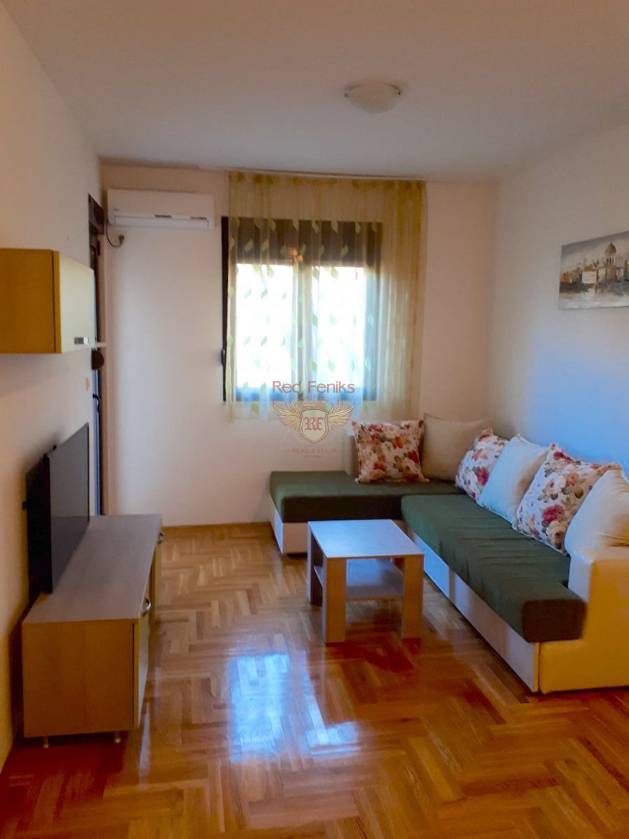 Flat in Budva, Montenegro, 43 m² - picture 1