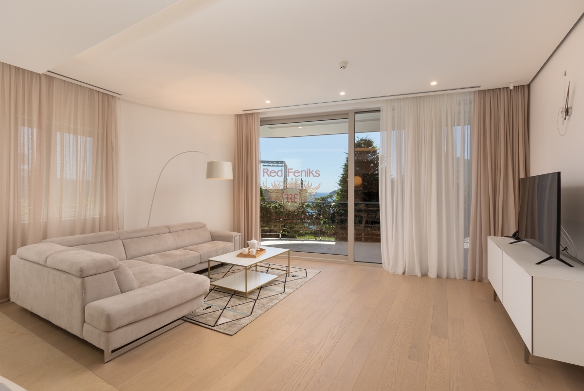 Piso en Budva, Montenegro, 133 m² - imagen 1
