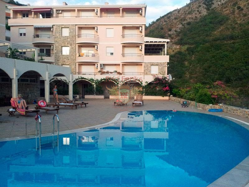 Flat in Budva, Montenegro, 47 m² - picture 1