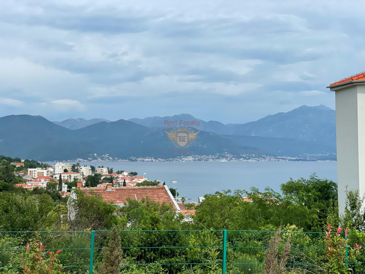 Piso en Herceg-Novi, Montenegro, 33 m² - imagen 1