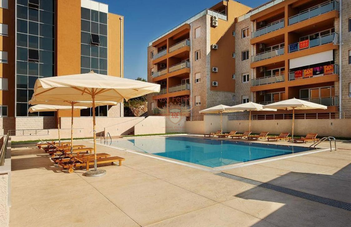 Flat in Budva, Montenegro, 68 m² - picture 1