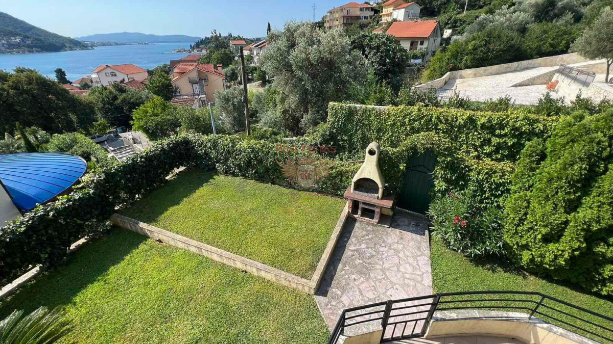 Wohnung in Herceg-Novi, Montenegro, 122 m² - Foto 1