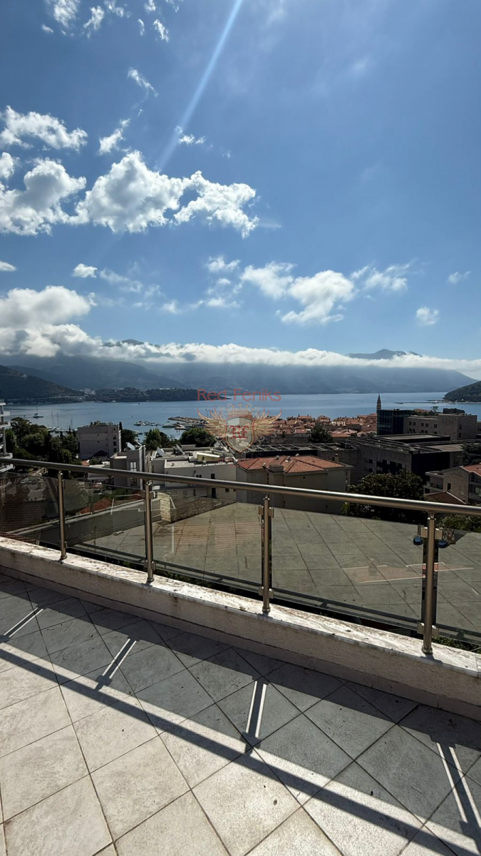 Wohnung in Budva, Montenegro, 100 m² - Foto 1
