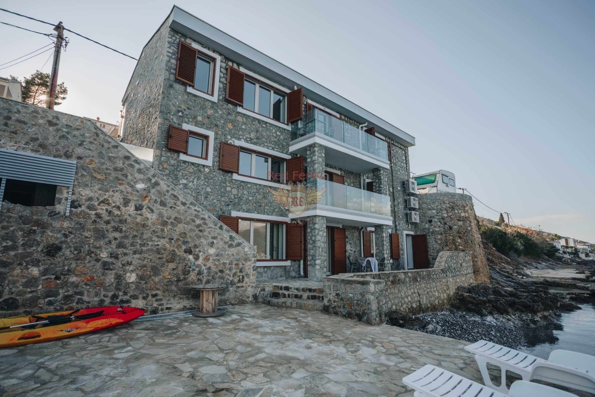 Maison sur la Luštica, Monténégro, 300 m² - image 1