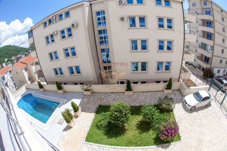Flat in Budva, Montenegro, 93 m² - picture 1