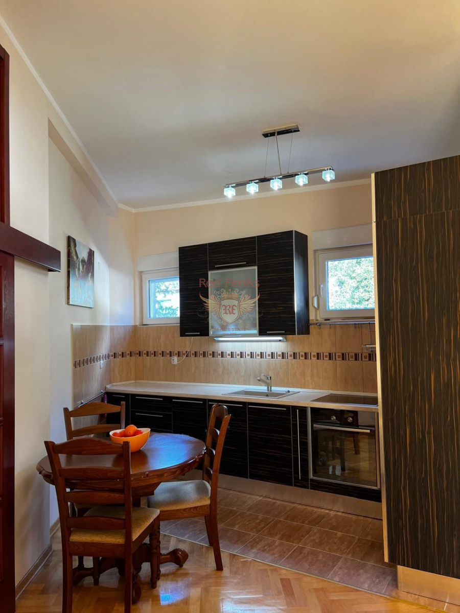Flat in Herceg-Novi, Montenegro, 73 m² - picture 1