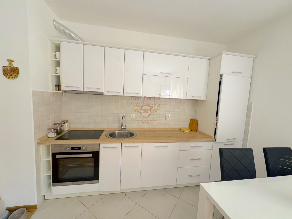 Piso en Budva, Montenegro, 58 m² - imagen 1