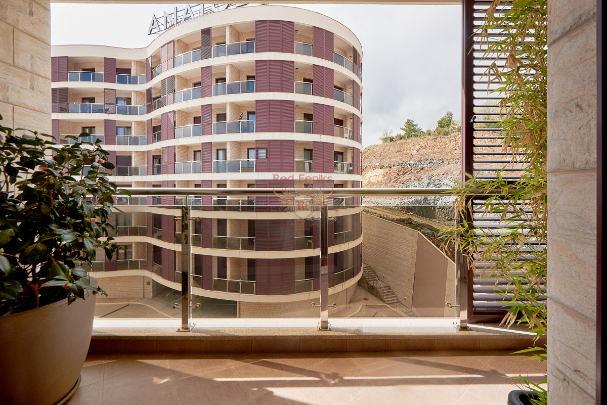 Wohnung in Budva, Montenegro, 68 m² - Foto 1