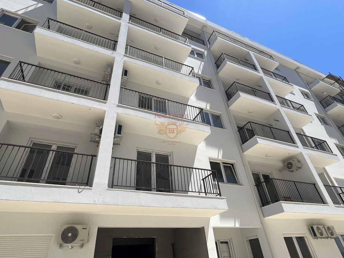 Flat in Budva, Montenegro, 43 m² - picture 1