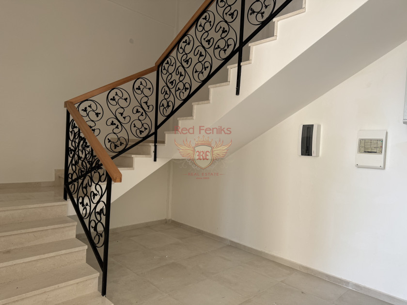 Appartement à Herceg-Novi, Monténégro, 78 m² - image 1