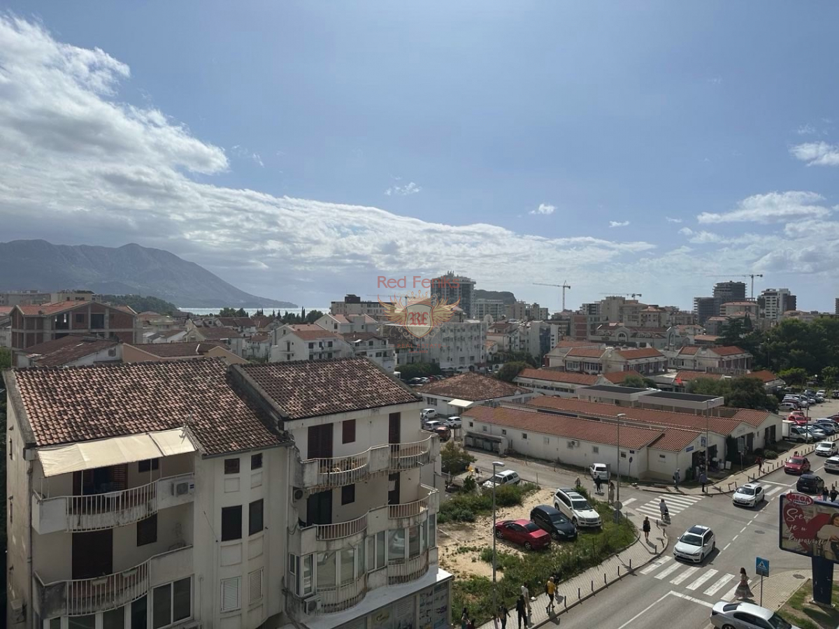 Flat in Budva, Montenegro, 85 m² - picture 1