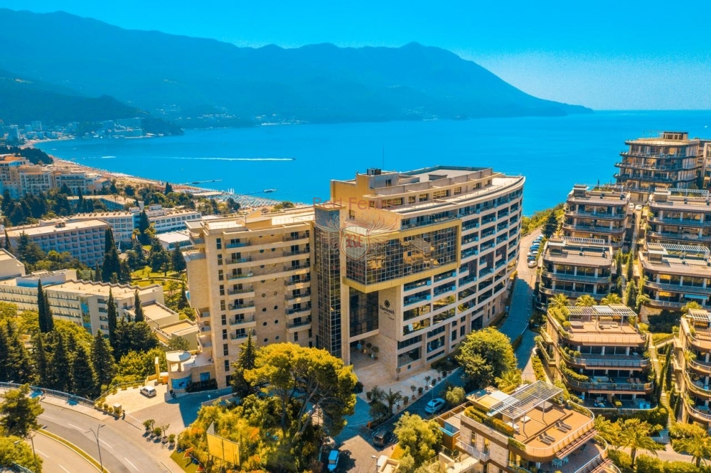 Flat in Budva, Montenegro, 44 m² - picture 1