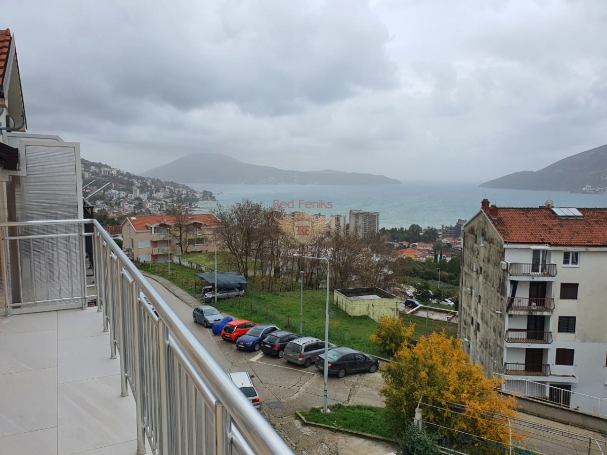 Flat in Herceg-Novi, Montenegro, 100 m² - picture 1
