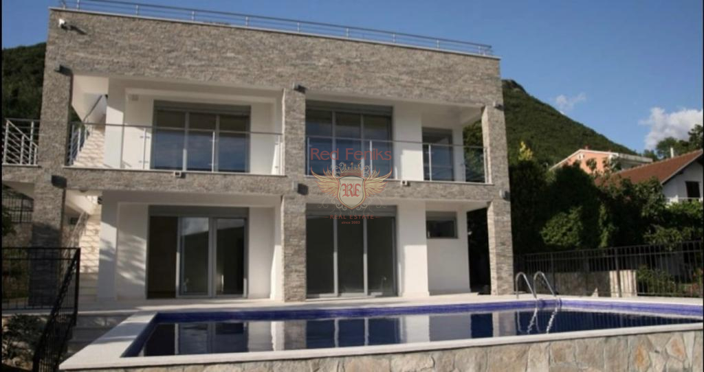 Haus in Herceg-Novi, Montenegro, 267 m² - Foto 1
